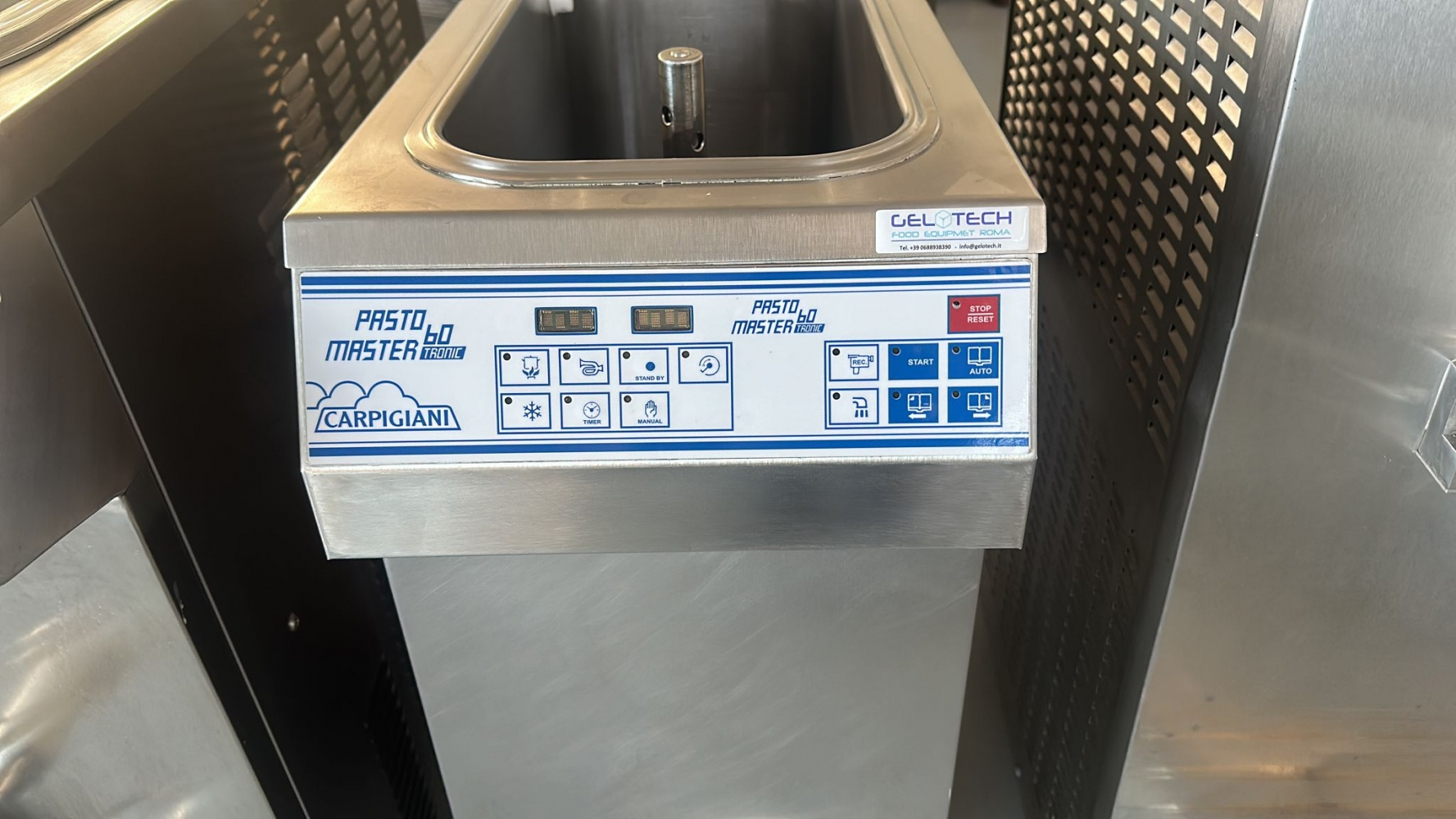 Pastorizzatore CARPIGIANI PASTOMASTER 60 TRONIC USATO 5 Pastorizzatore CARPIGIANI PASTOMASTER 60 TRONIC USATO - immagine 3